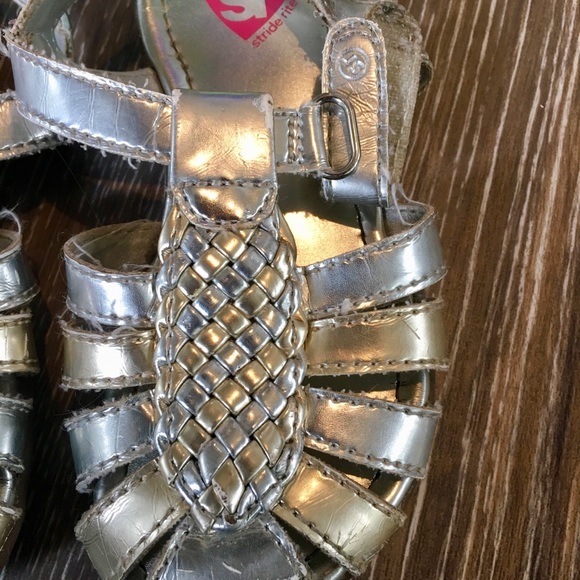 Stride rite Sandals - Picture 2 of 2